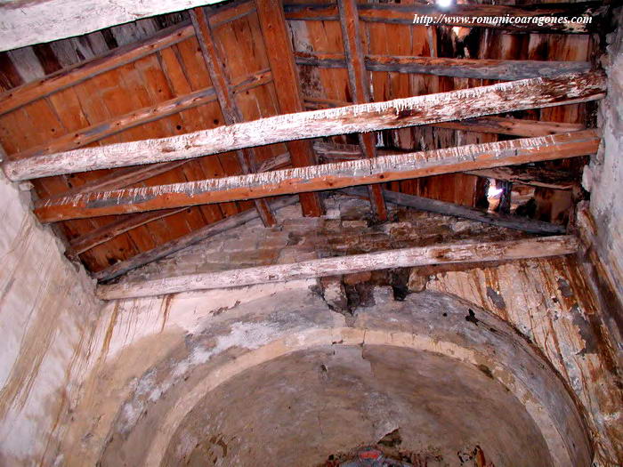 DETERIORO DE LA TECHUMBRE DE LA NAVE